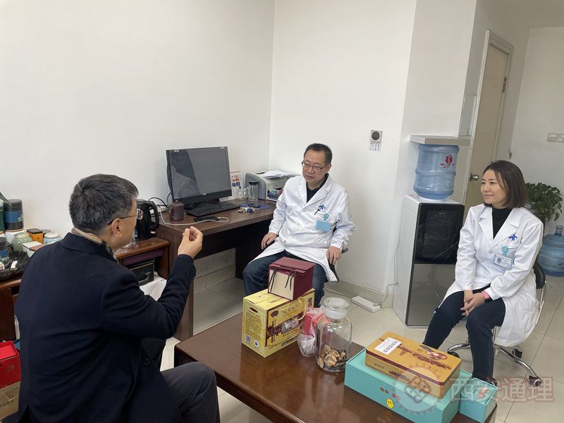 拜访西安交大第一附属医院眼科
