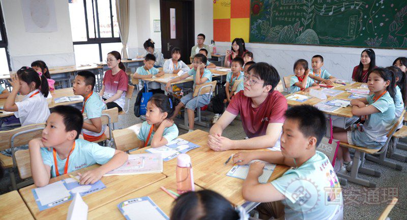 2024“服务有需要的儿童和家庭”服务学习计划-“希望旅程”服务学习夏令营:陕港师生共筑梦想,携手探索成长之旅(图4) 34.jpg